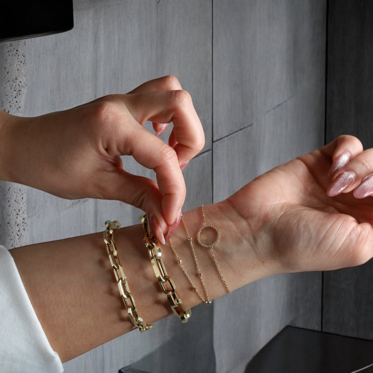 Bracciali-Eleganza che Avvolge
