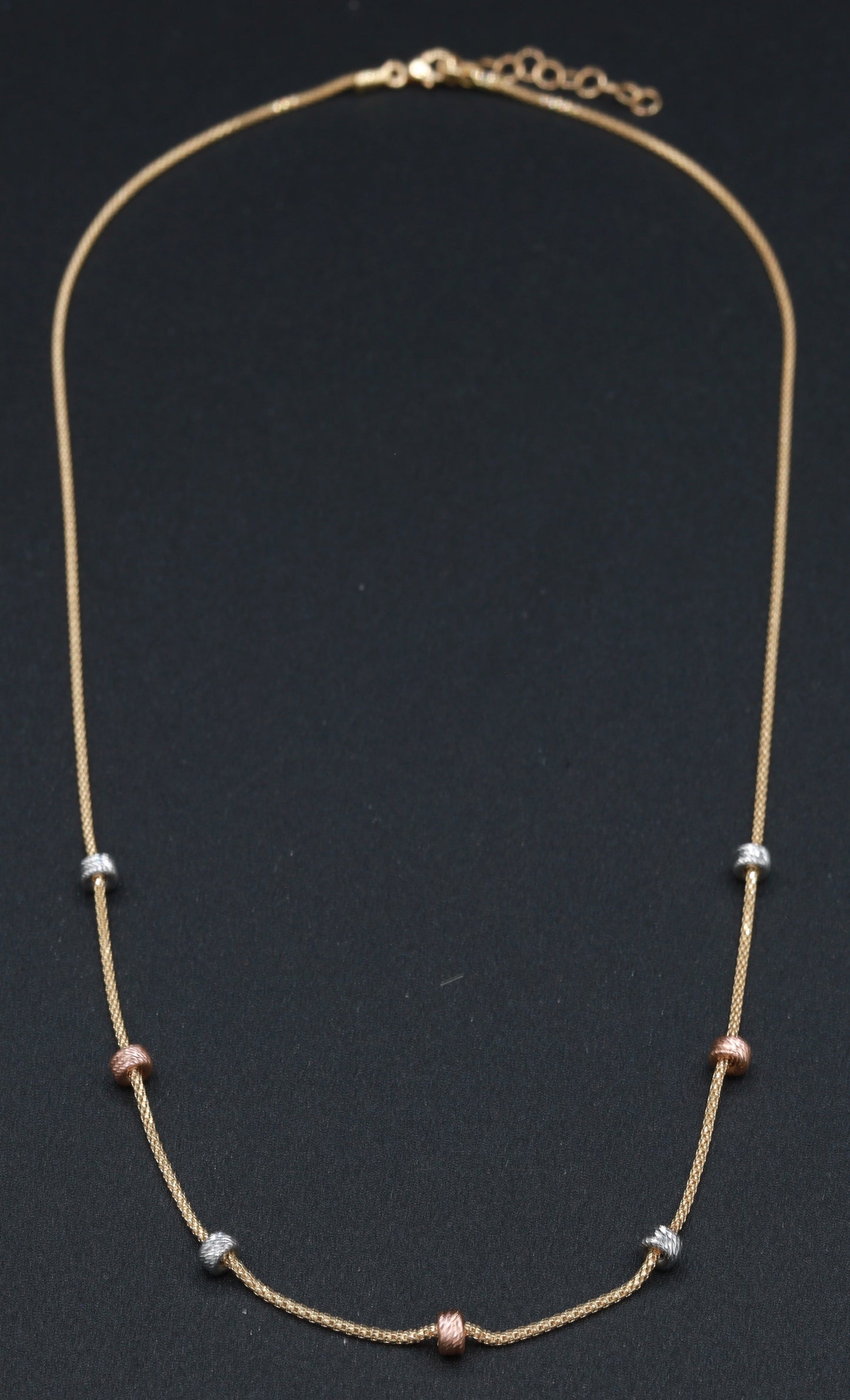 Collier in Oro 18 Carati con Eleganti Dettagli Bicolore