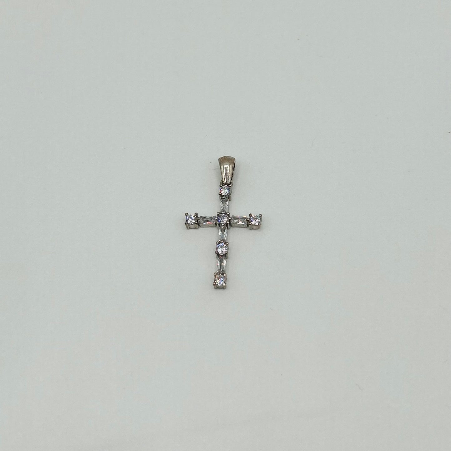 Pendente Croce in Argento 925 con Zirconi Taglio Brillante