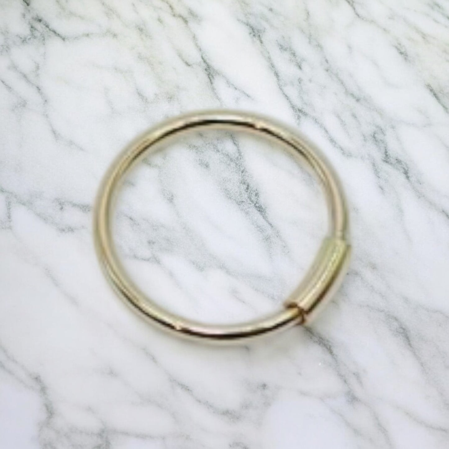 18K Gold Hoop Earring