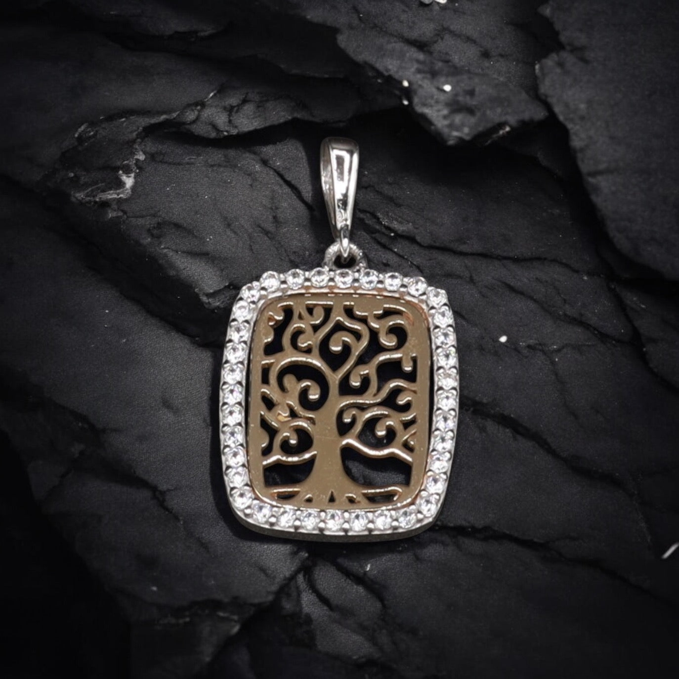 18K Gold Pendant with Tree of Life and Zirconia