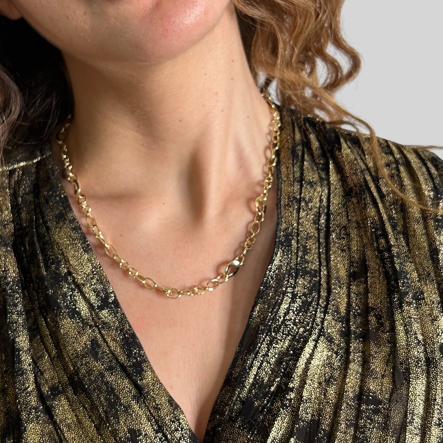 Collana in Oro 18 Carati con Maglie Alternate – Eleganza e Versatilità